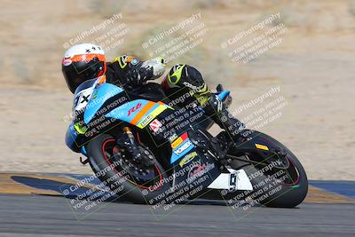 media/Mar-23-2025-CVMA (Sun) [[674f32b282]]/Race 3-Supersport Middleweight/